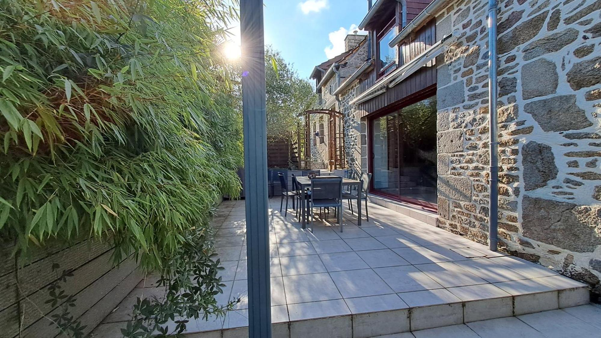 Le Cottage De Lily Bonnemain Exterior photo